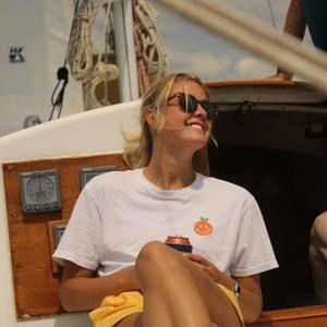 Meet your Posher, Larkin